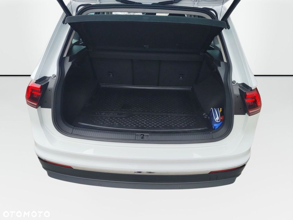 Volkswagen Tiguan - 17