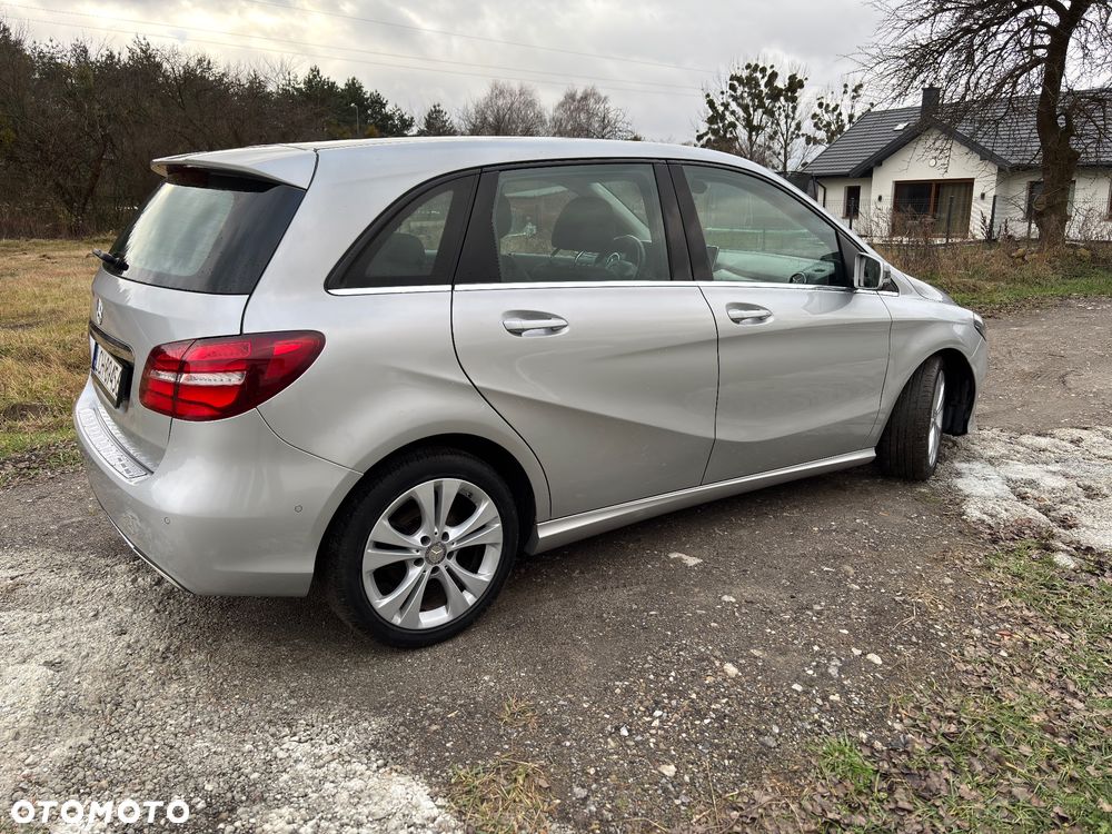 Mercedes-Benz Klasa B 180 (CDI) d AMG Line - 3
