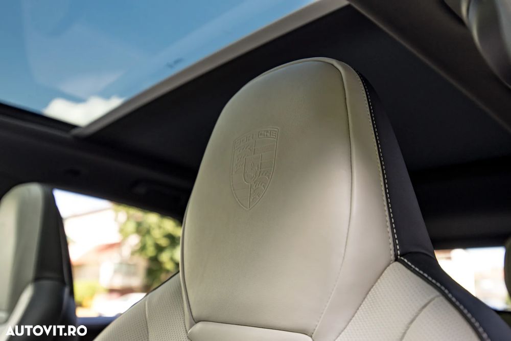 Porsche Cayenne - 33