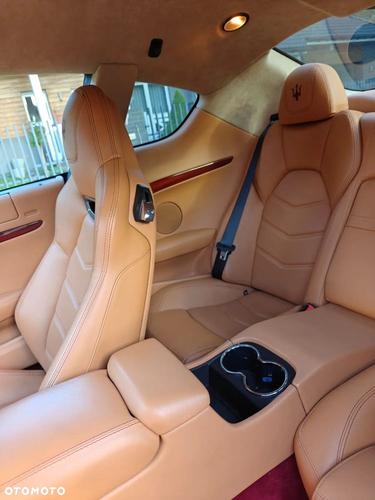 Maserati GranTurismo - 27