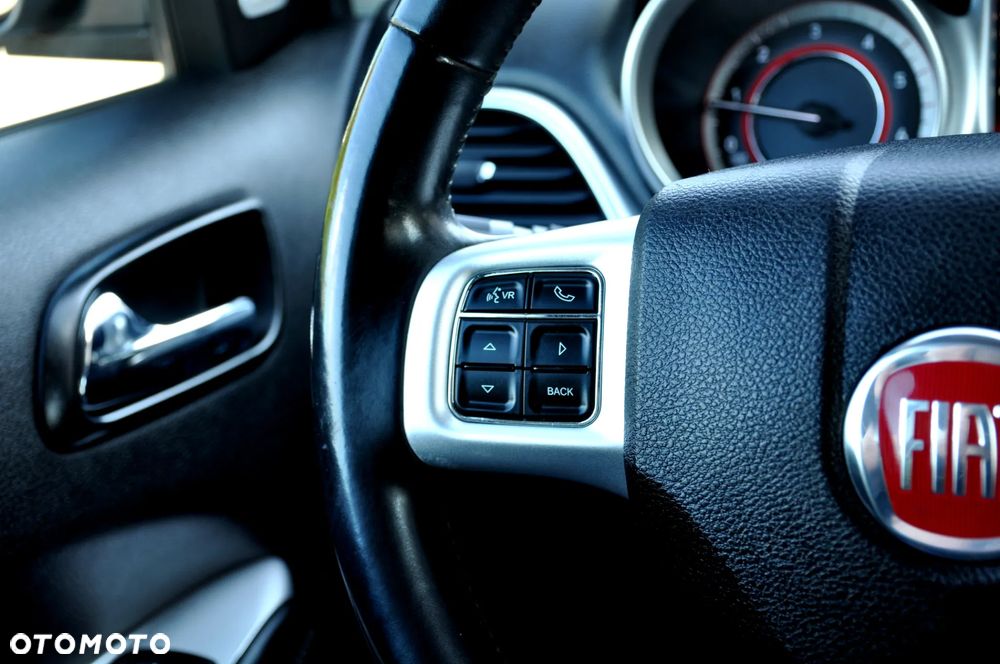 Fiat Freemont 2.0 Multijet Lounge AWD - 26