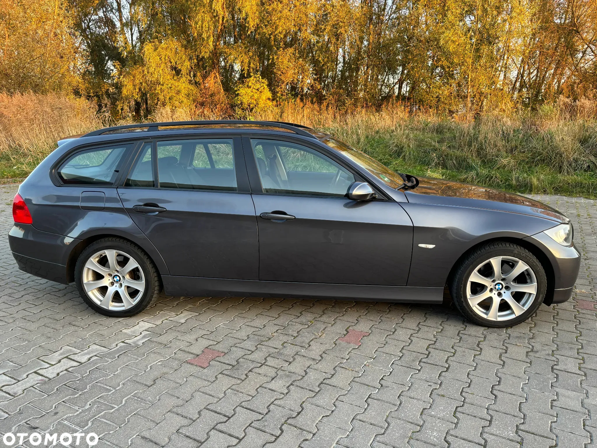 BMW Seria 3 318d - 3