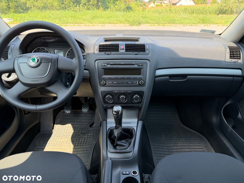 Skoda Octavia 1.4 TSI Ambiente - 10