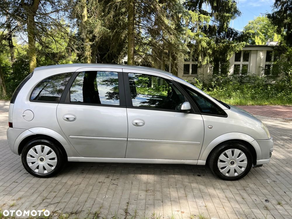 Opel Meriva - 31