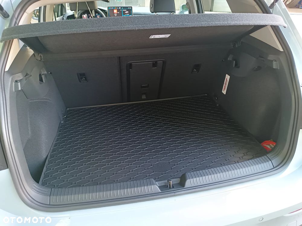 Volkswagen Golf - 20