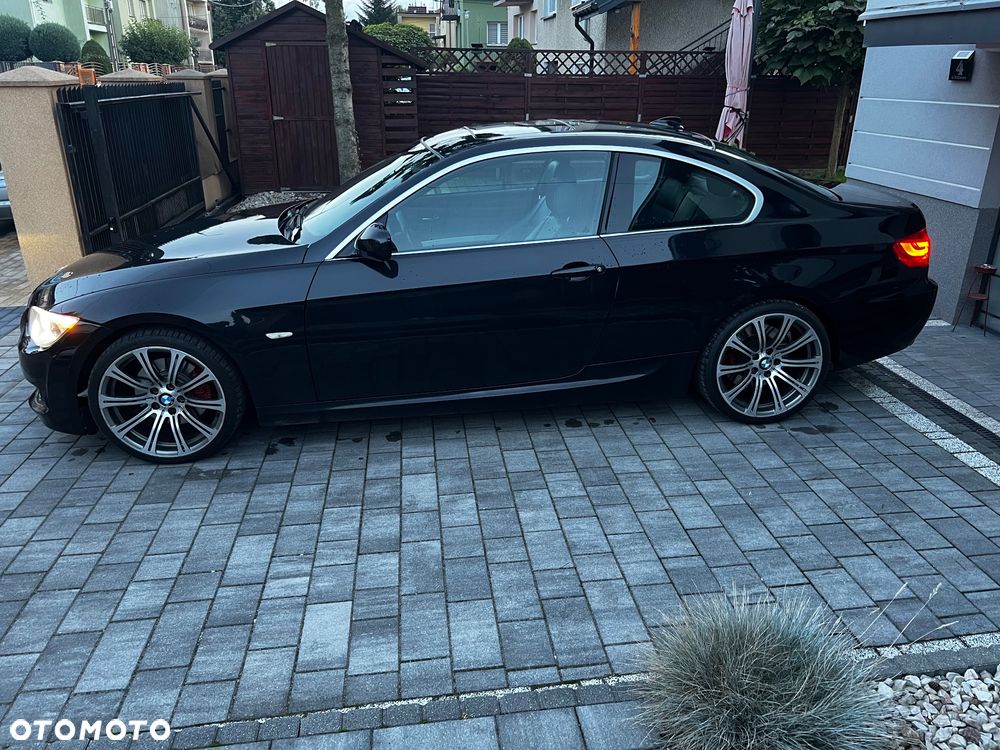 BMW Seria 3 330d - 11
