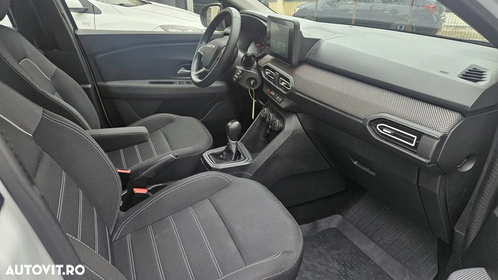 Dacia Logan TCe 90 CVT Comfort - 15