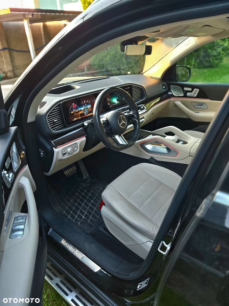 Mercedes-Benz GLS - 16