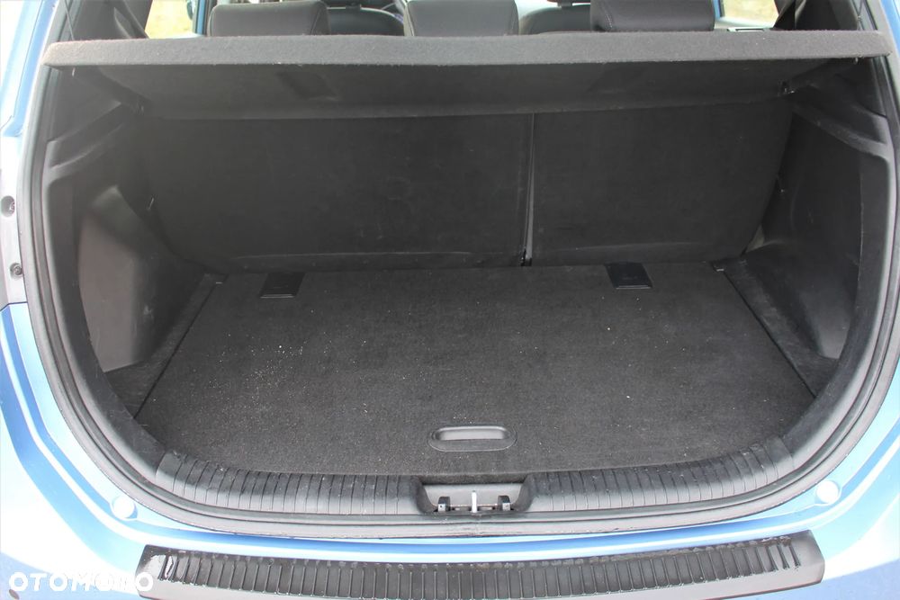 Hyundai ix20 1.4 blue Comfort - 14