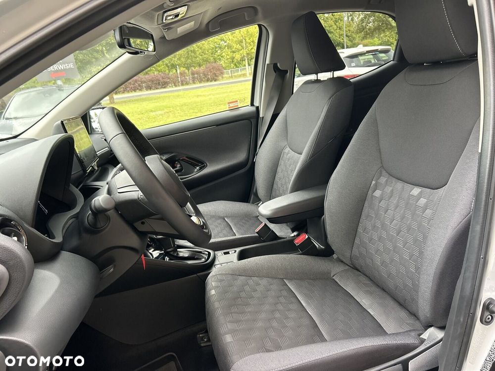 Toyota Yaris Hybrid 1.5 Style - 9
