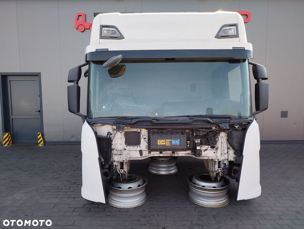 KABINA SCANIA R NTG - 1