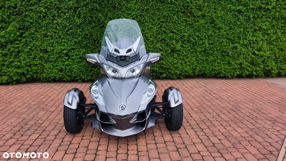 Can-Am Spyder - 3