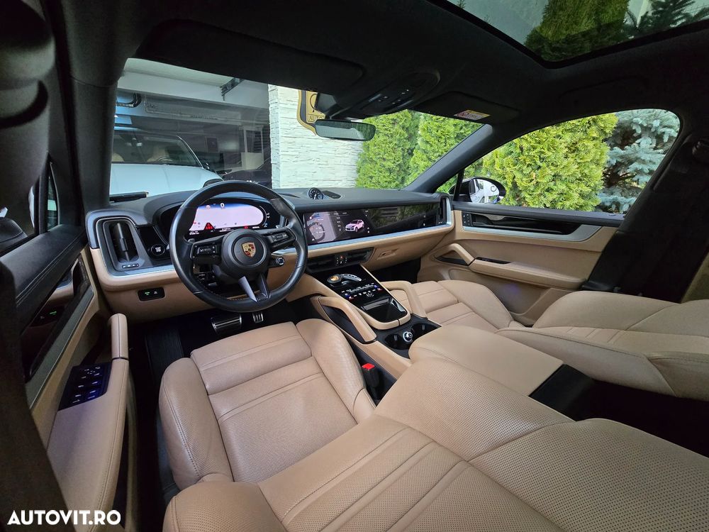 Porsche Cayenne Coupe - 23