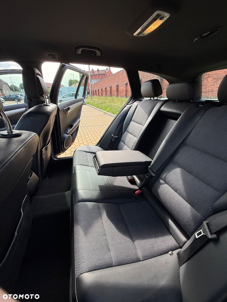 Mercedes-Benz Klasa C 200 CDI DPF Automatik BlueEFFICIENCY SPORT EDITION - 18