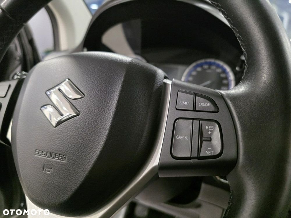 Suzuki SX4 S-Cross - 23