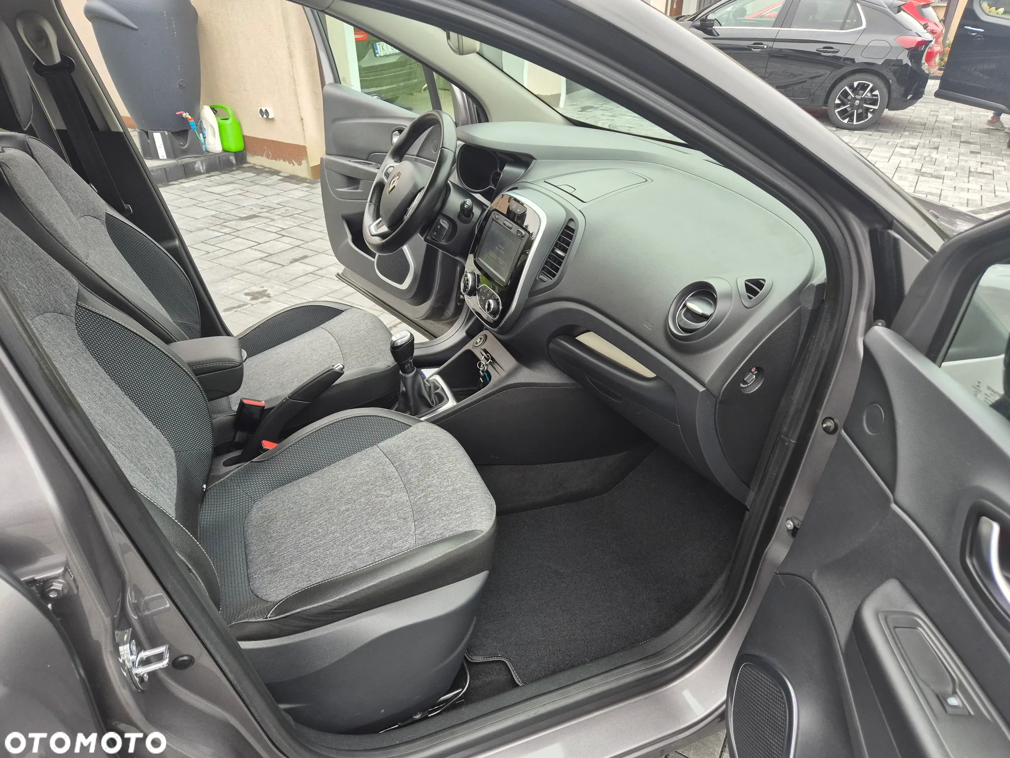 Renault Captur (ENERGY) TCe 90 INTENS - 8