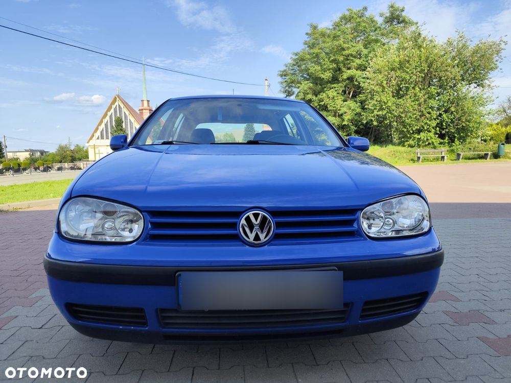 Volkswagen Golf 1.4 Basis - 2