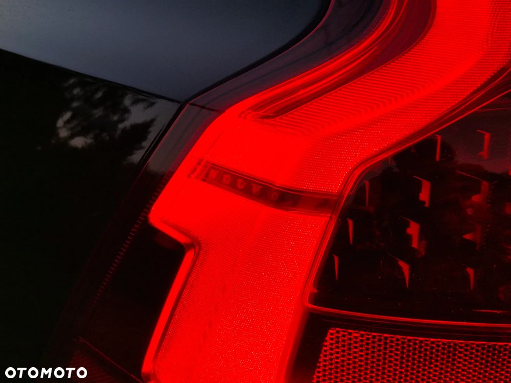 Volvo V90 D5 AWD Geartronic Inscription - 38