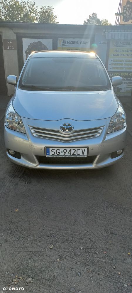Toyota Verso 2.0 D-4D Luna - 2