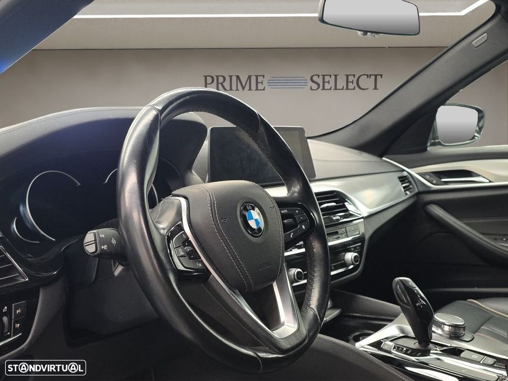 BMW 520 d Line Luxury Auto - 10