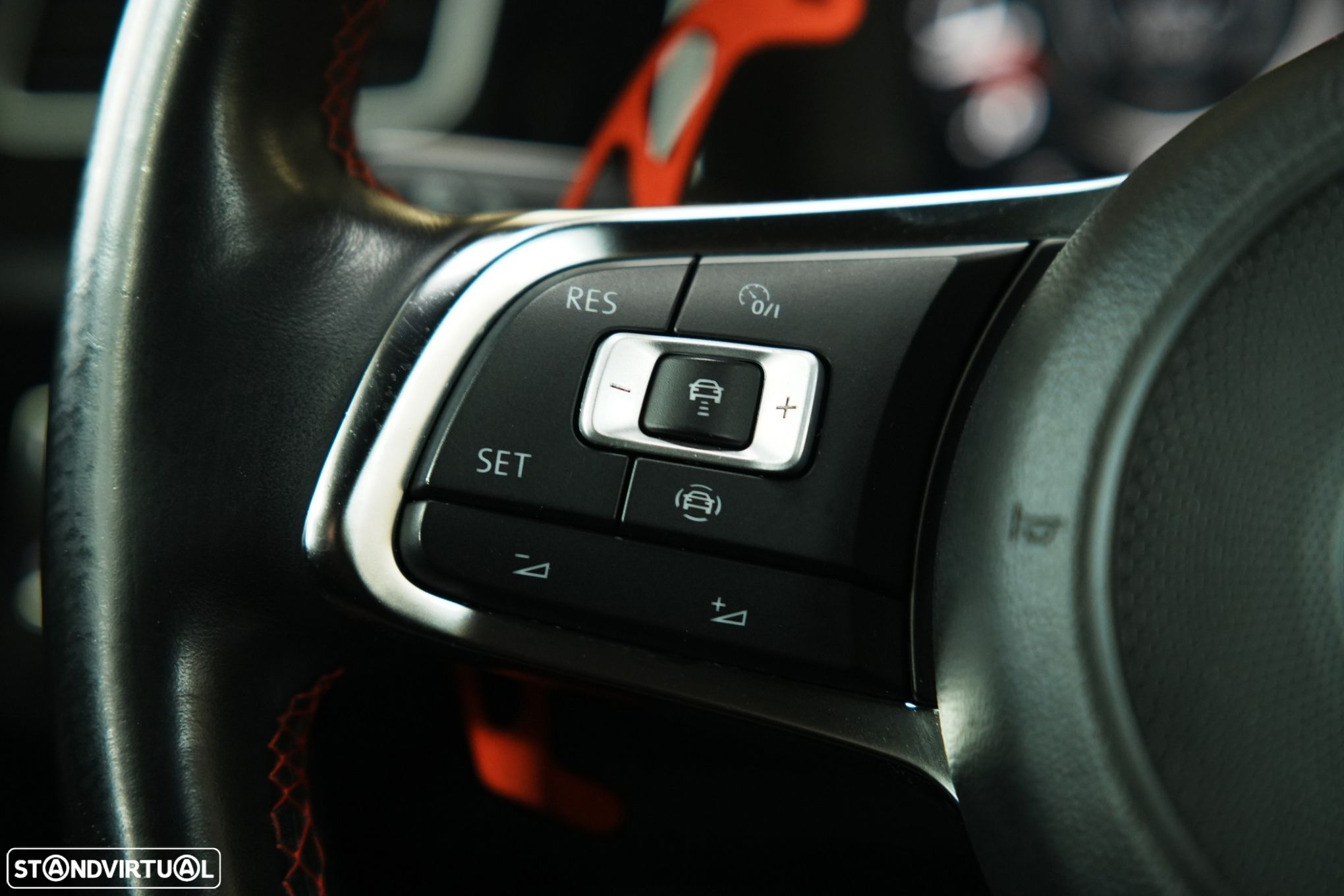 VW Golf 2.0 TSI GTI DSG - 24