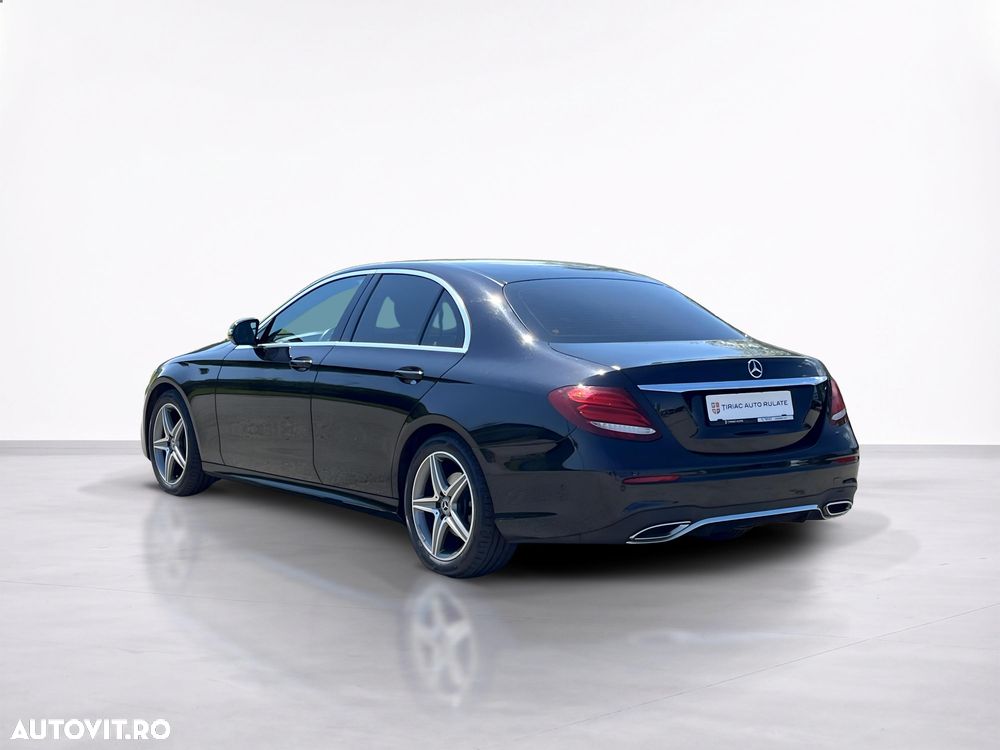 Mercedes-Benz E 220 d 4MATIC Aut. - 4