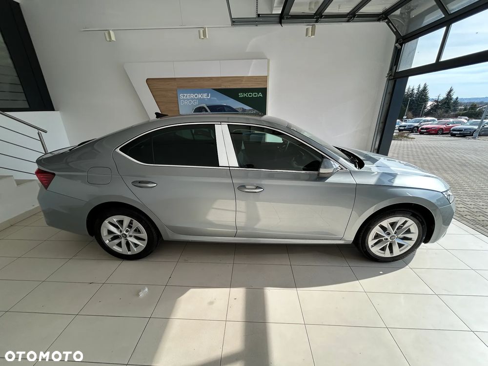 Skoda Octavia 1.5 TSI mHEV Drive Selection DSG - 6