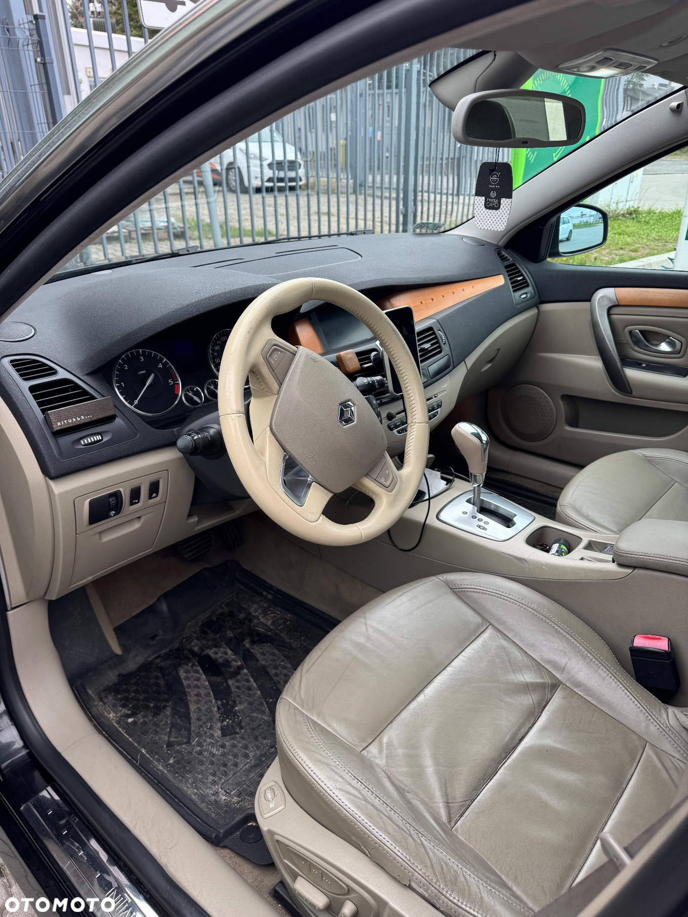 Renault Laguna 2.0 DCi Initiale - 6