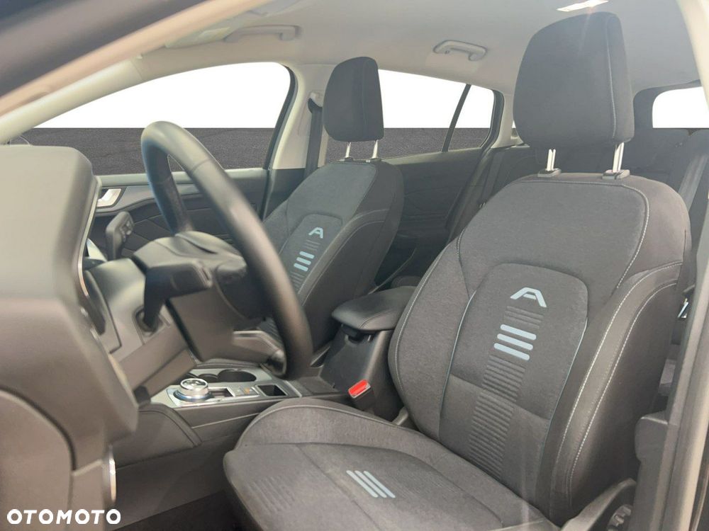 Ford Focus - 10