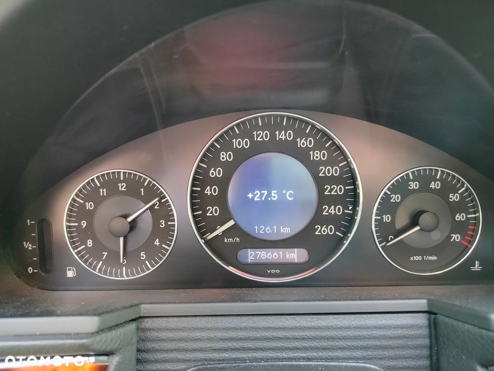 Mercedes-Benz Klasa E 280 4-Matic T Elegance - 33