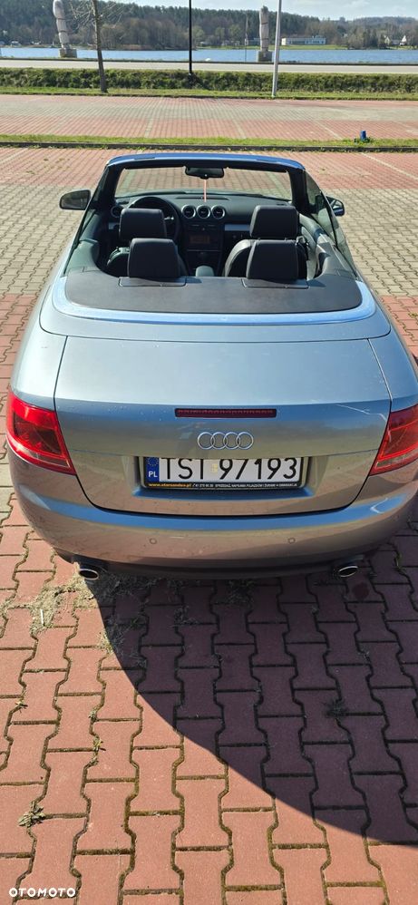 Audi A4 Cabrio 1.8 T multitronic - 4