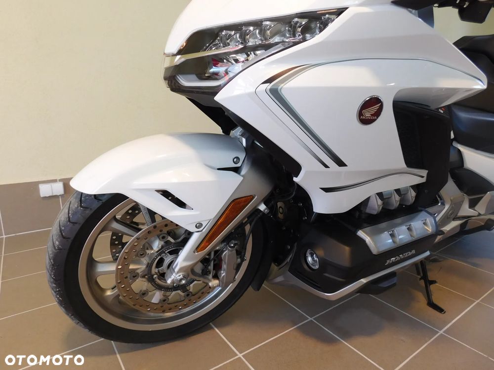Honda GL - 9