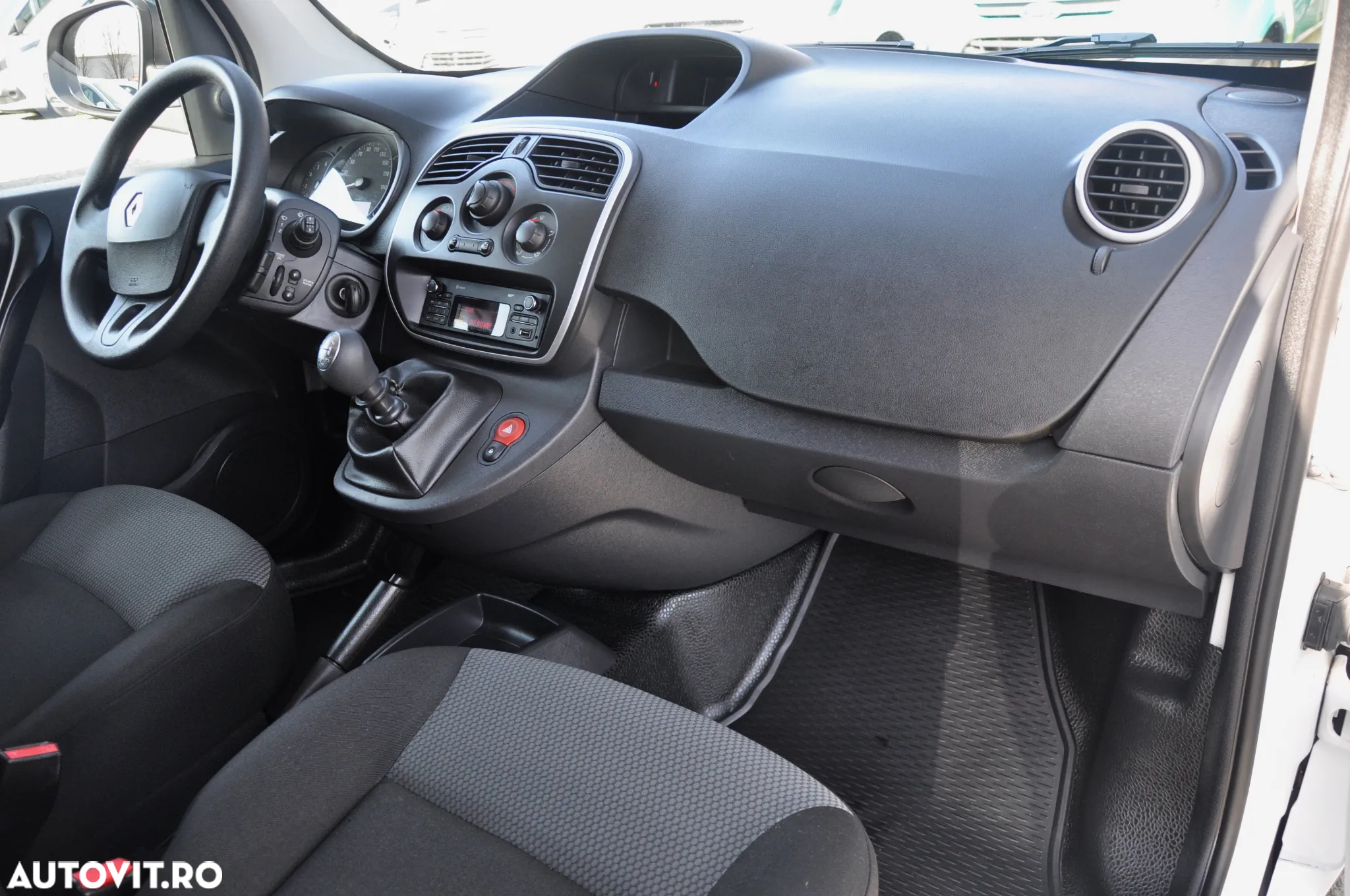 Renault Kangoo Furgon L2H1 - 14