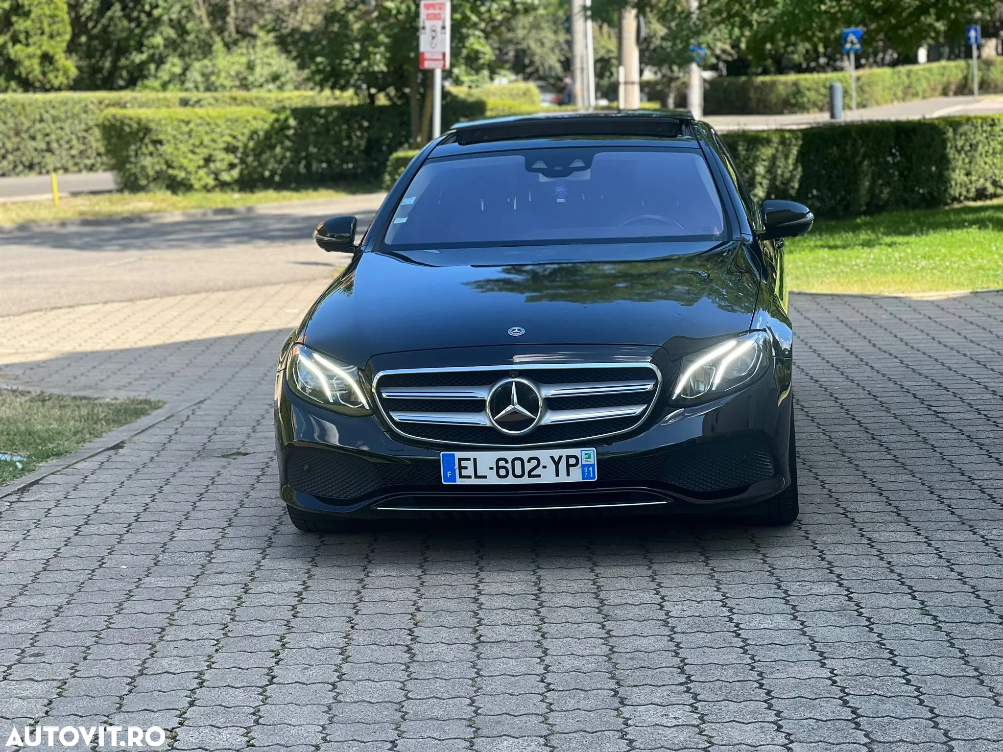 Mercedes-Benz E 220 d 4Matic T 9G-TRONIC Avantgarde - 15