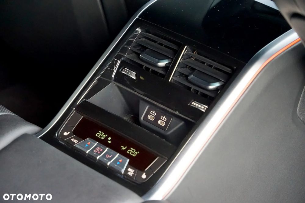 BMW Seria 8 840i Gran Coupe xDrive - 39