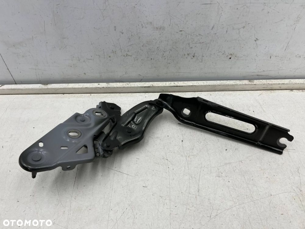 Zawias maski Porsche Macan II 95c 24r.- LEWY zawias pokrywy silnika lewy NIEUSZKODZONY 95c823301 - 2