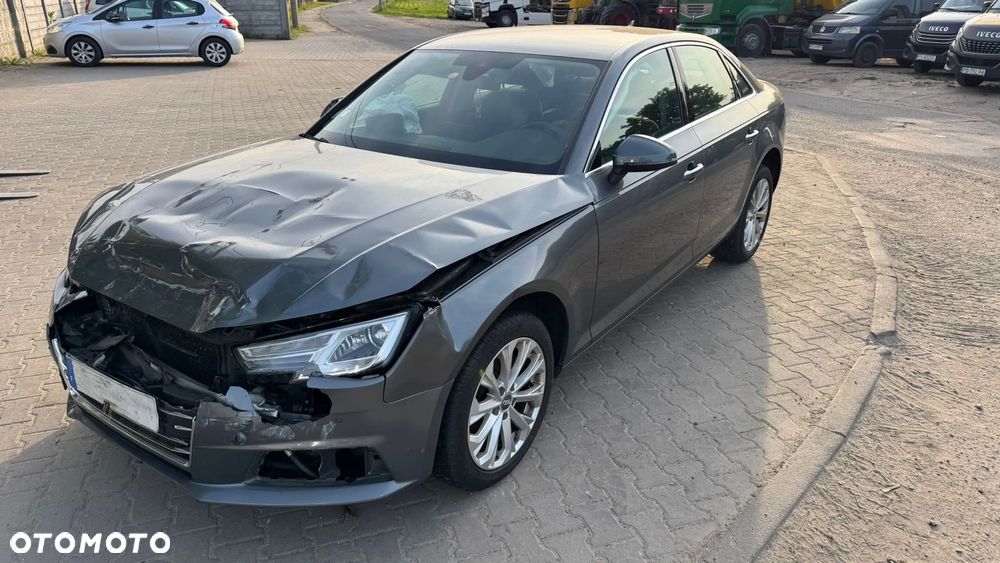 Audi A4 Limousine 2.0 TDI - 1