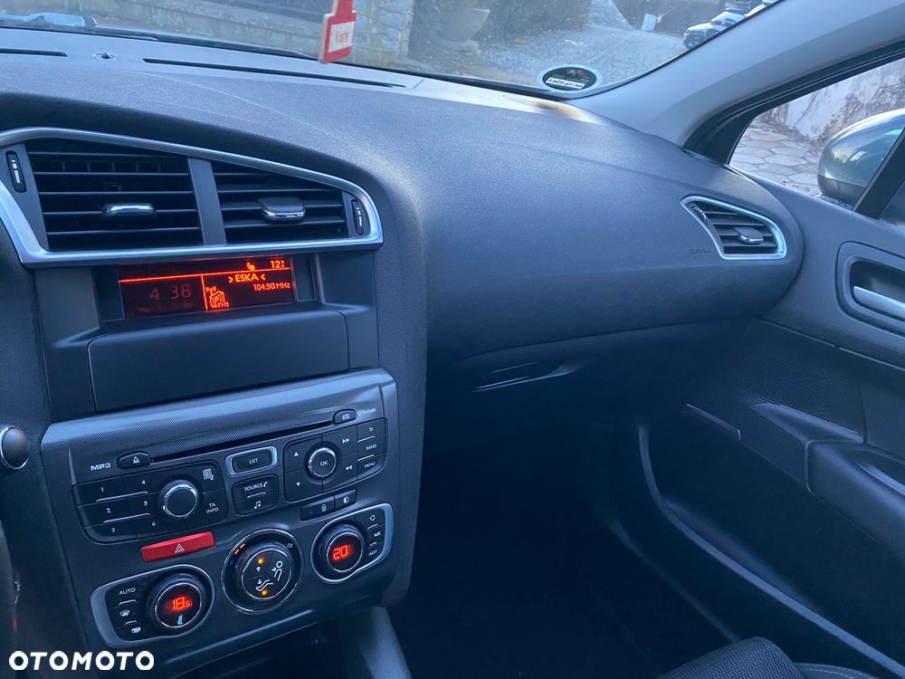 Citroën C4 VTi 95 Selection - 21