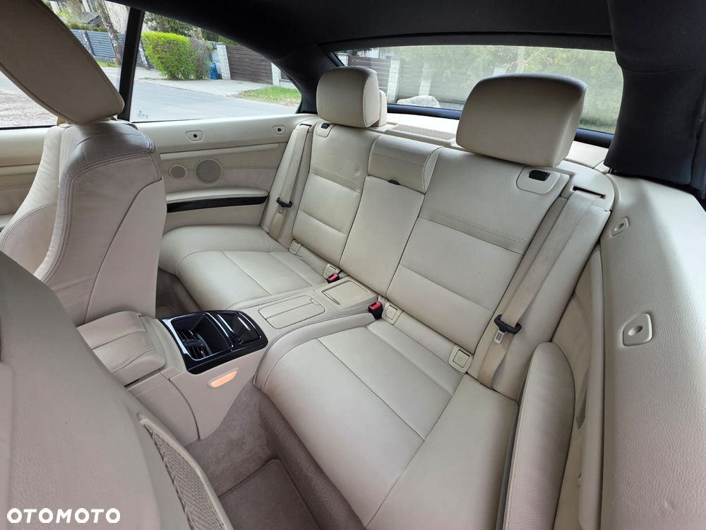 BMW Seria 3 330d - 19