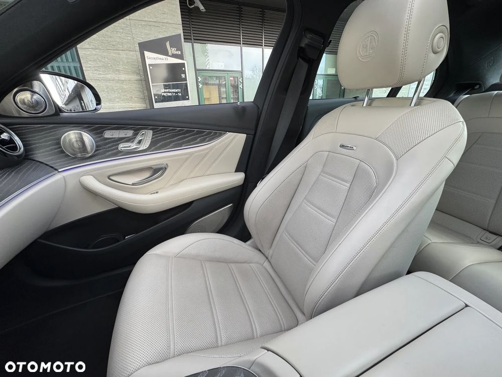 Mercedes-Benz Klasa E - 2