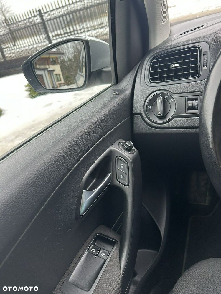 Volkswagen Polo - 23