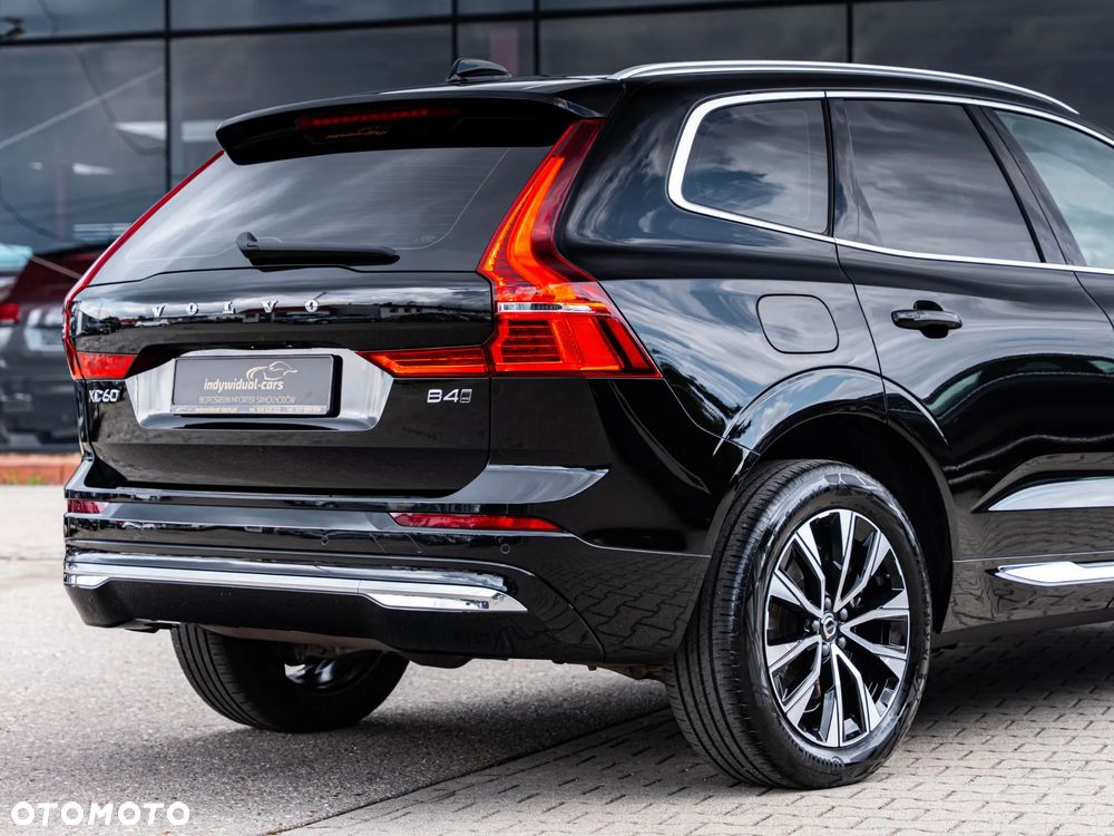 Volvo XC 60 B4 D AWD Ultimate Bright - 14