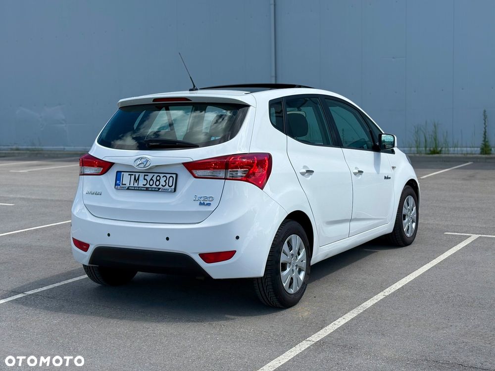 Hyundai ix20 1.4 CRDi Style blue - 12