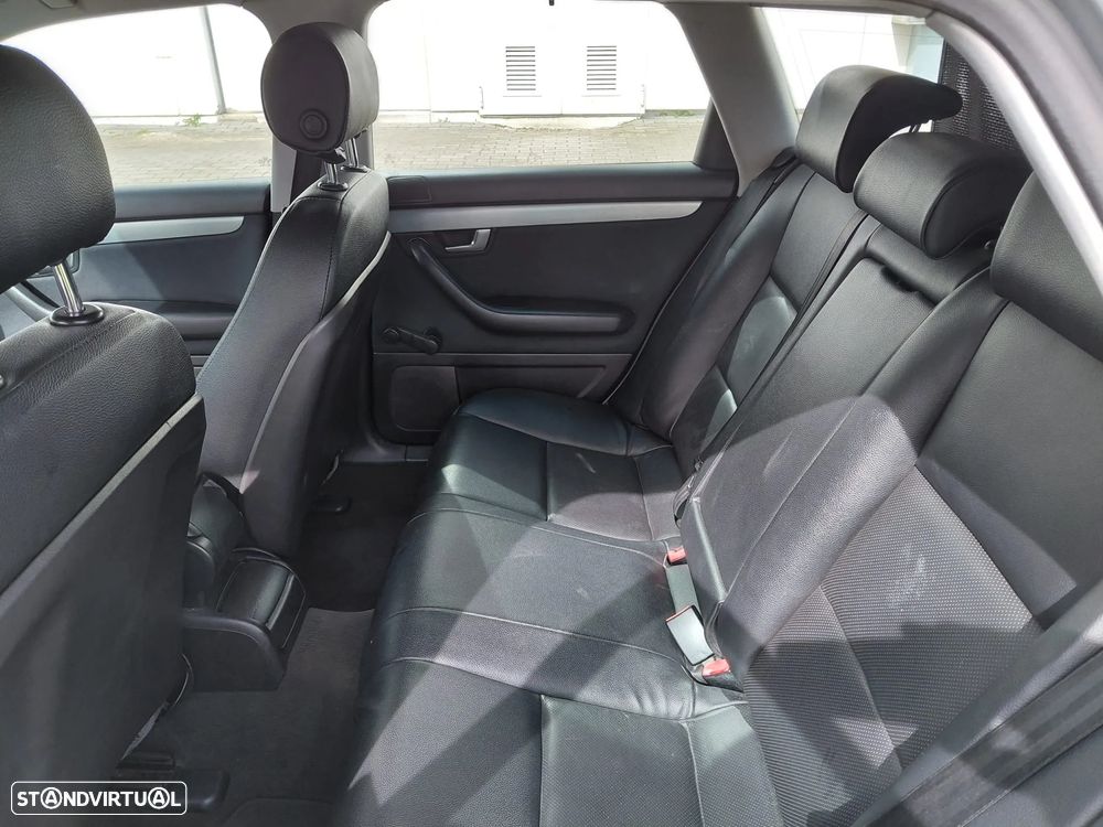 Audi A4 Avant 2.0 TDI DPF - 6