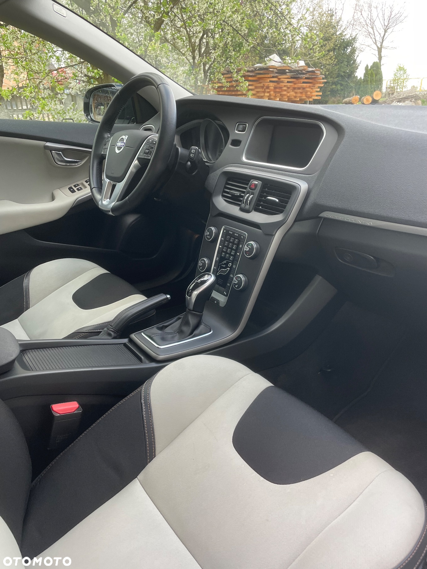 Volvo V40 Cross Country T3 Drive-E Summum - 7