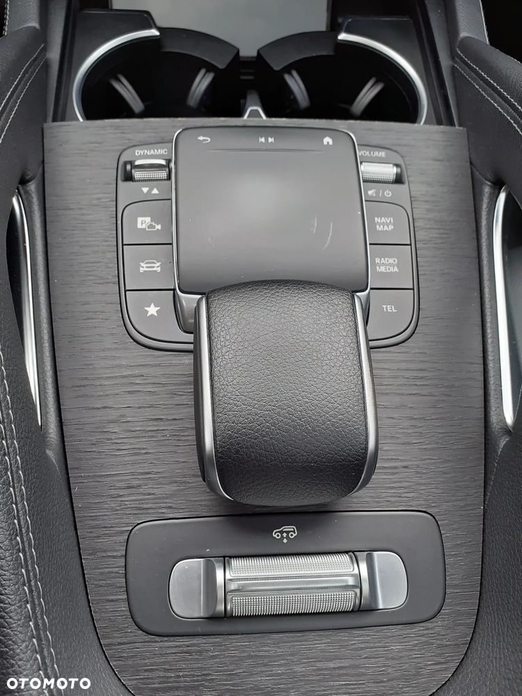 Mercedes-Benz GLE 300 d 4Matic 9G-TRONIC AMG Line - 33