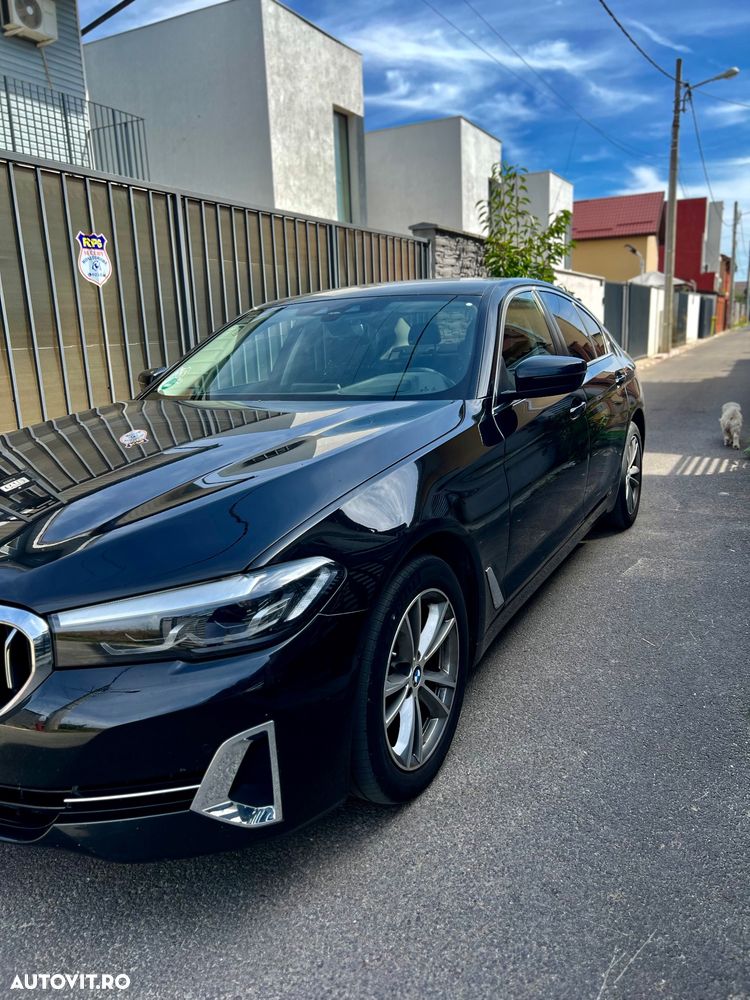 BMW Seria 5 520i AT - 6