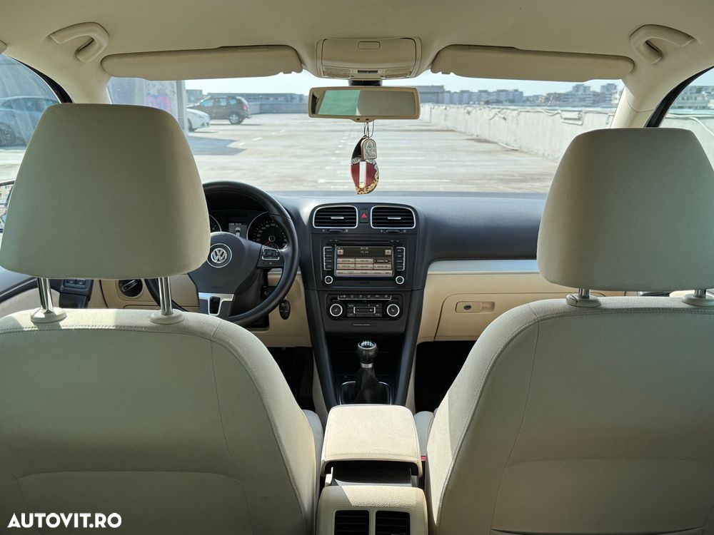 Volkswagen Golf 2.0 TDI DPF BlueMotion Technology Comfortline - 17