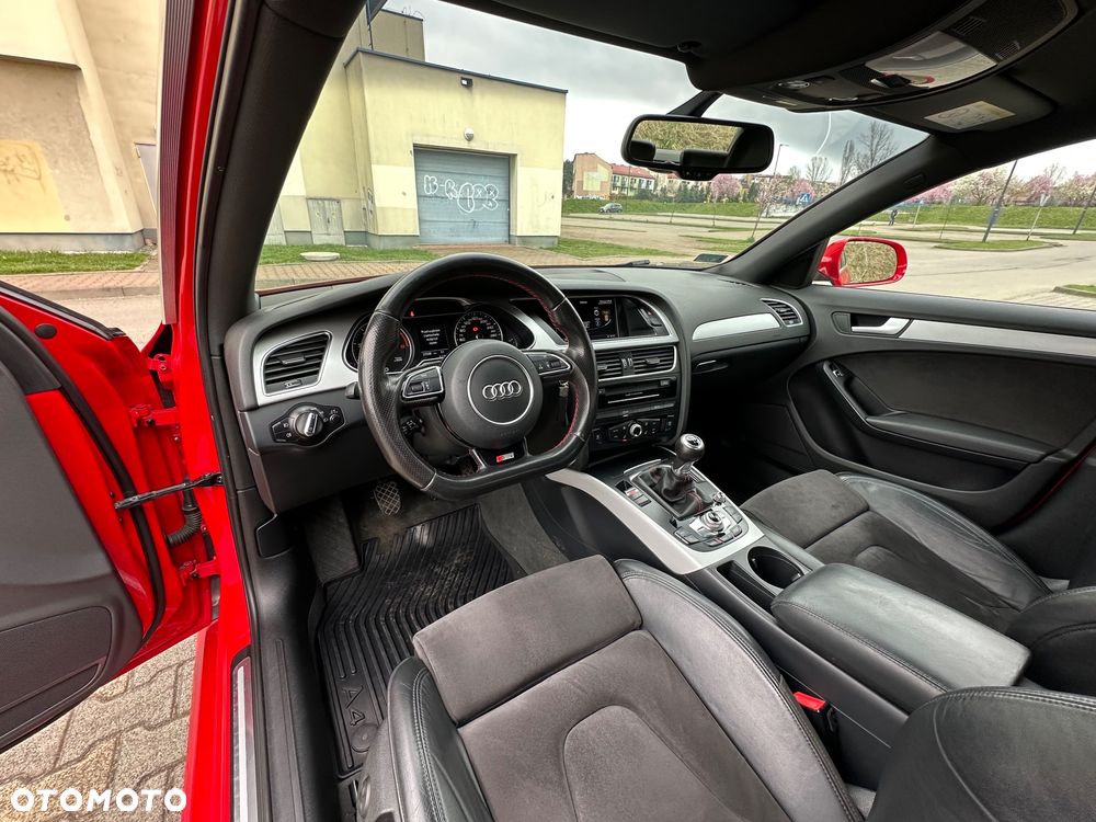 Audi A4 Limousine 1.8 TFSI S line Sportpaket - 28