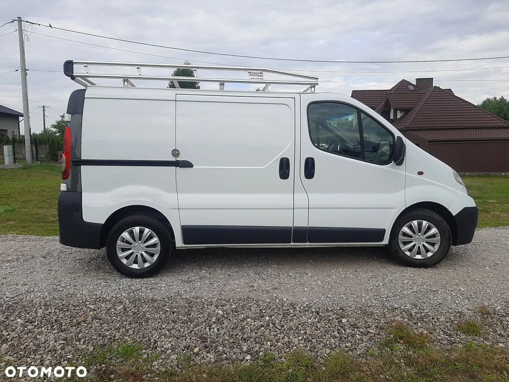 Opel Vivaro - 5